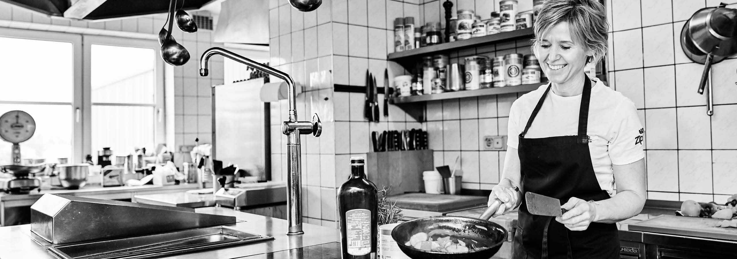 Andrea Streibl in der Böckhiasl Küche