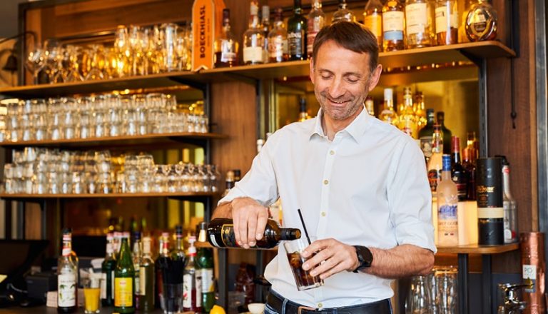 Service an der Bar