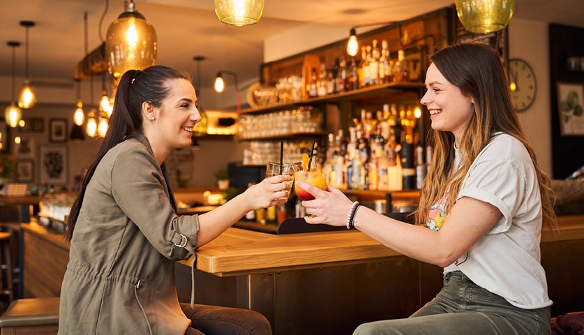 Boeckhiasl_Räumlichkeiten_Bar_1