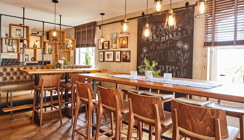 Boeckhiasl_Räumlichkeiten_Bar_7